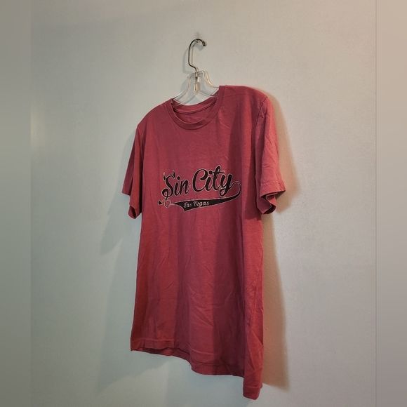Sin City Las Vegas Graphic T-shirt | Size Medium - Picture 3 of 8